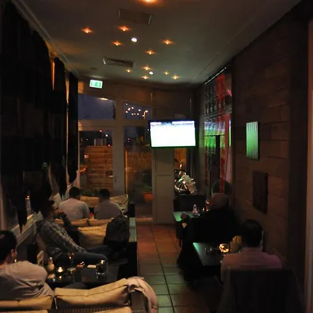 Stadtcafe-hotel * Kelsterbach